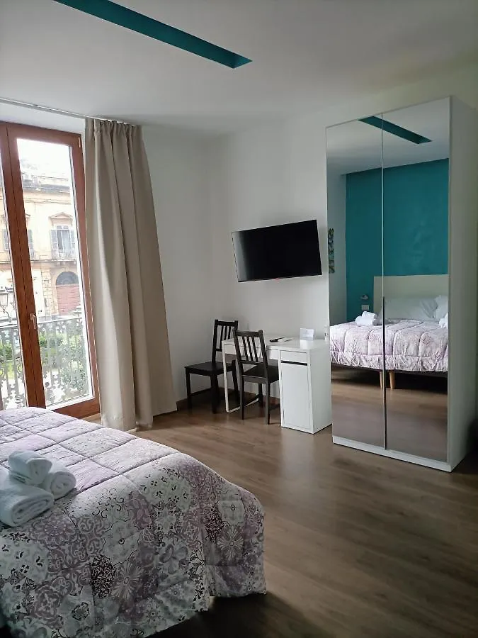 לינה וארוחת בוקר קטאניה Luxury B&B Iolanda